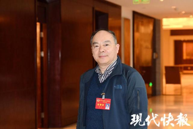 省政协委员,南外校长邹正建议:适当缩短暑假,延长寒假