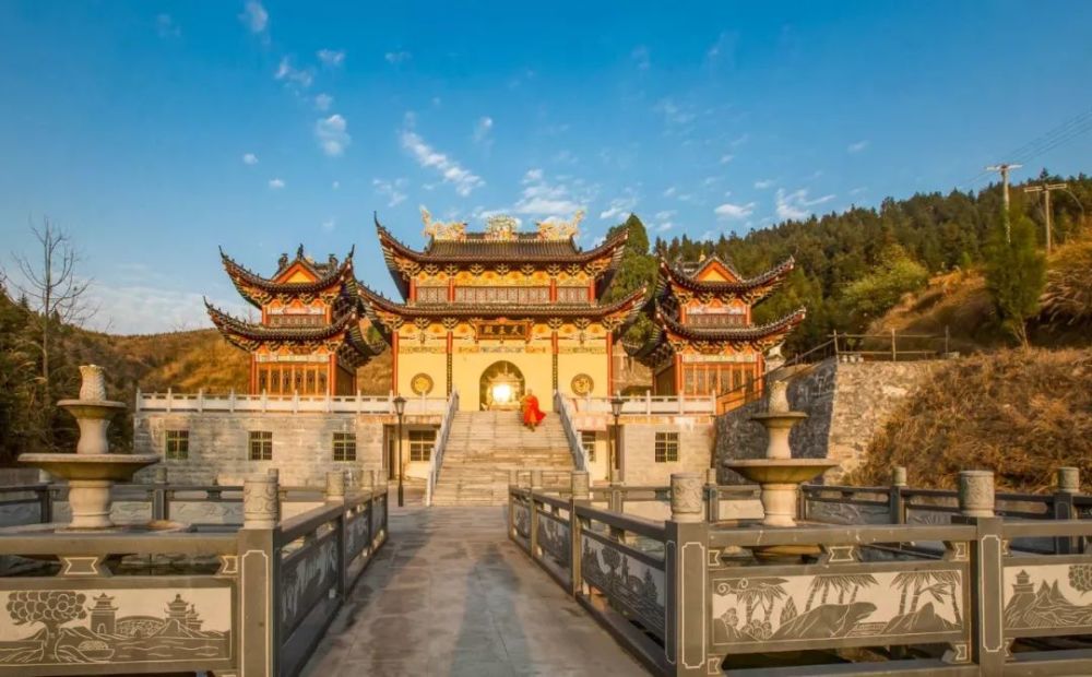 隆回县六都寨镇将新建六都广场首期出让门面59个现已开始招商