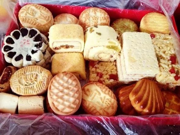 您可以选一些木糖醇类的,比如照顾到糖尿病的朋友,如今的点心匣子