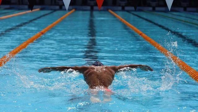 孙悦罕见晒12岁儿子两人穿搭休闲似姐弟儿子一身肌肉惹人着迷