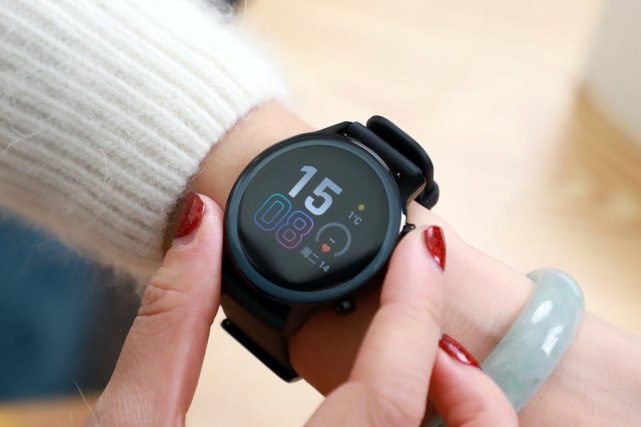 适合情侣的新春礼物荣耀magicwatch2手表42mm体验