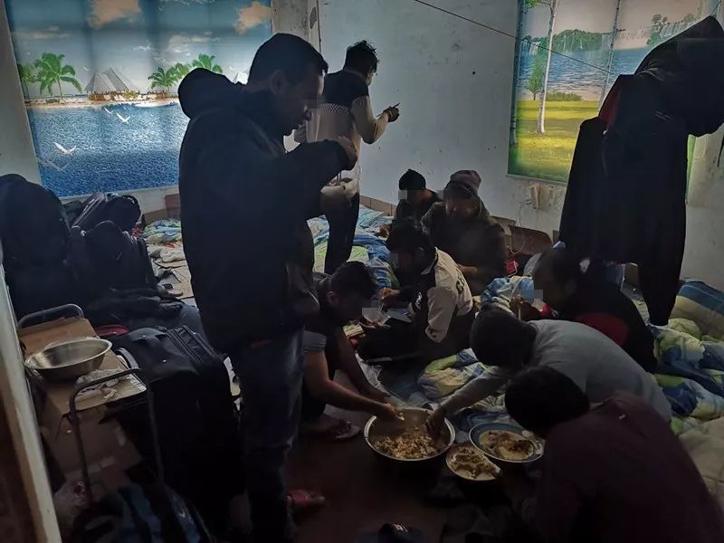 启东警方在群租房专项治理中查获10名非法