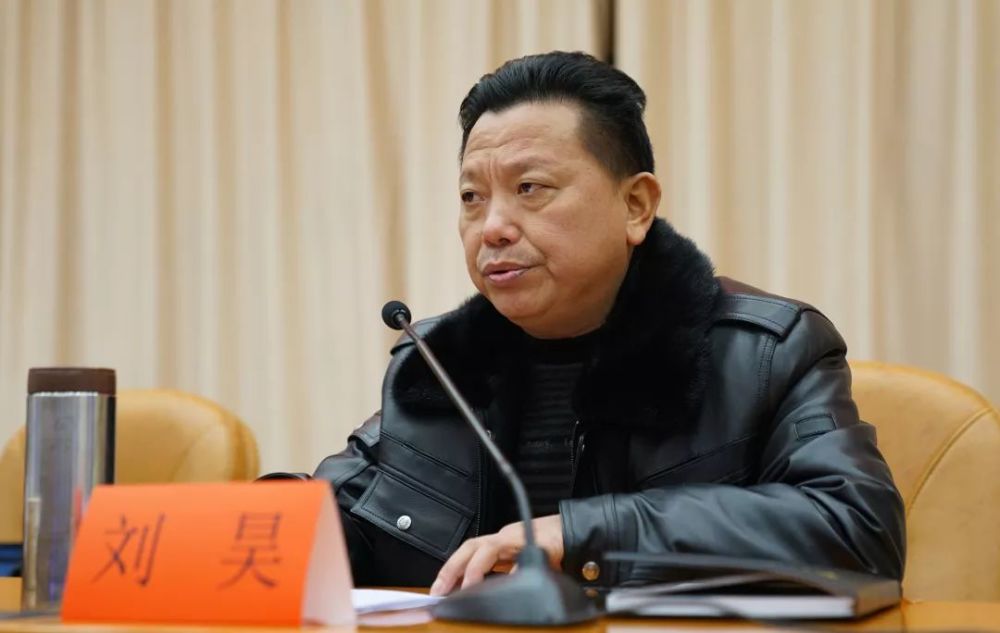 谭学军同志强调,大家在思想上要高度重视,及时呼应人民群众对平安畅通