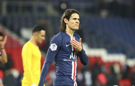 即将年满33岁的卡瓦尼本赛季在大巴黎失去了主力位置,马竞曾计划在