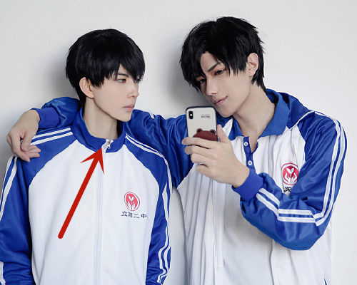 熊祁携夕楼cos伪装学渣,却意外解锁校服新穿法,看清效果爱了