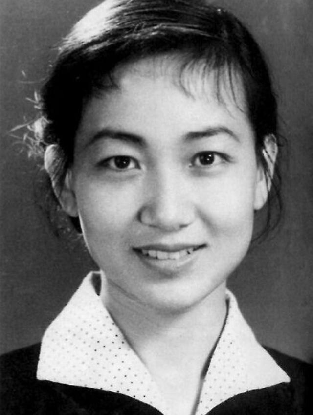 老照片欣赏57位美女明星闪亮在50年代老电影中那时他们真年轻