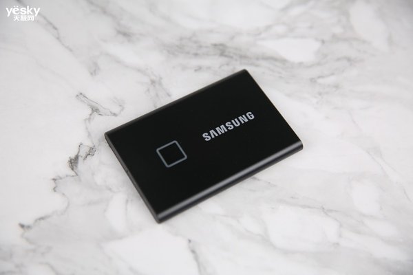典雅大气触手可及三星移动固态硬盘t7touch开箱