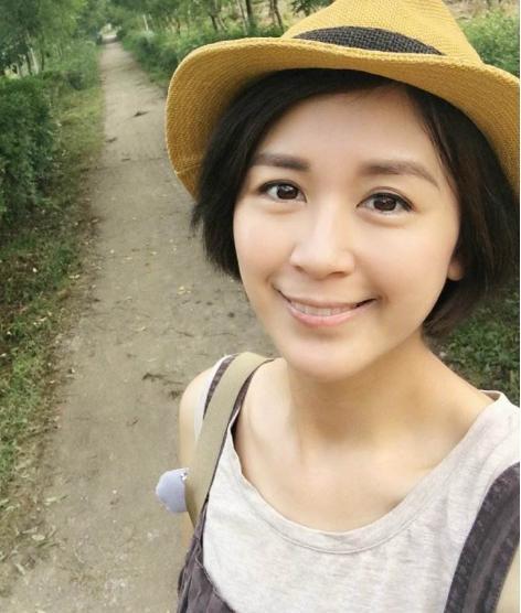 唐宁38岁依旧是娃娃脸曾演过黄家驹妹妹网友称她不会老