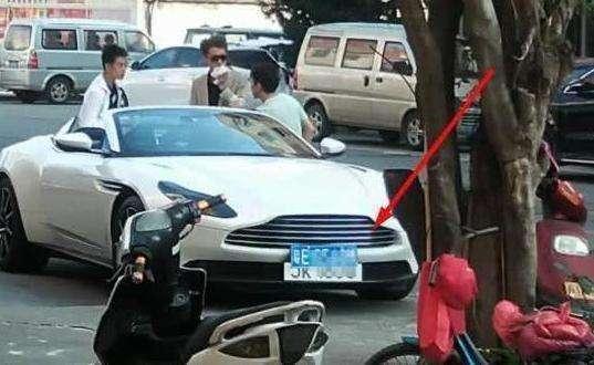 广西十大网红排名_他是广西第一网红,曾捐3千万入选十大青年,今为家乡(2)