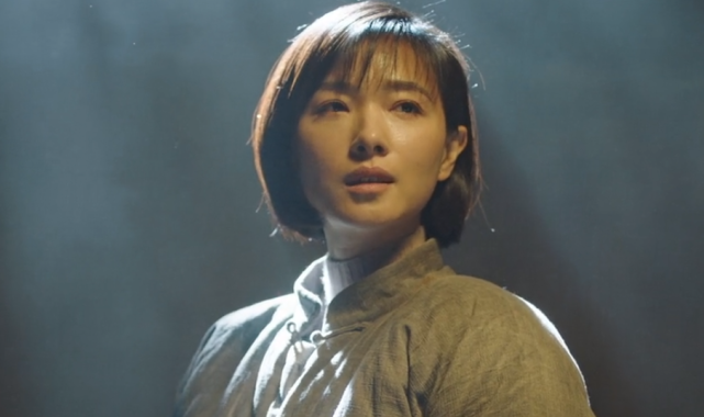 《新世界》福尔摩斯田丹在线破案,三言两语揭秘贾小朵死亡谜团