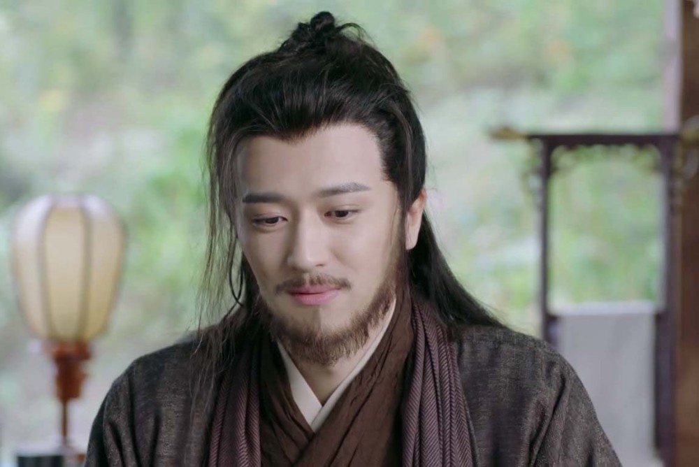 《锦衣之下》之谢霄:感情里不讨喜的人,也许不仅