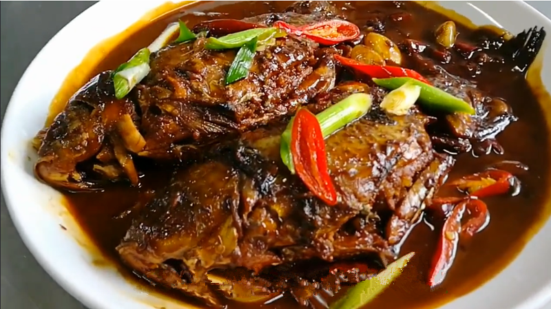 淮扬菜大厨教你年夜饭必备菜—荷包鲫鱼家常做法,寓意吉祥又好吃