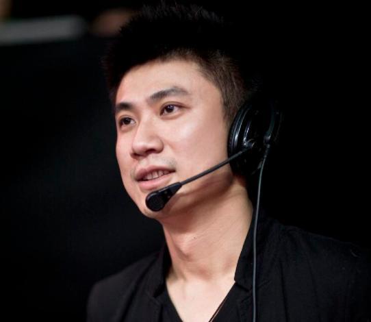 朱丹前夫近照曝光曾被称作浙江台最帅小伙如今当总裁帅气依旧