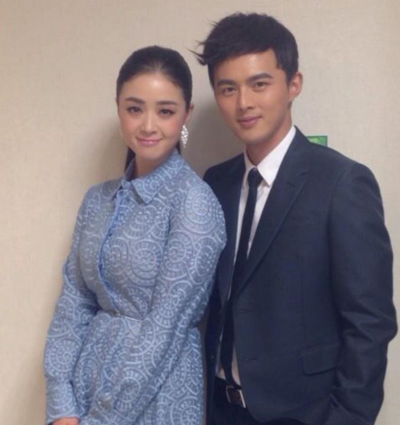 有种"整容"叫蒋欣叶祖新分手,女方还是熟悉的模样,男方却像是变了个人