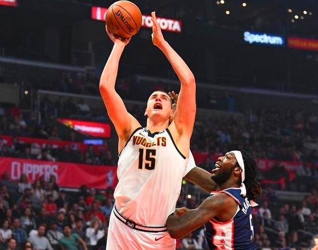 3选1美媒点破快船困境3大问题亟待解决哈雷尔非走不可