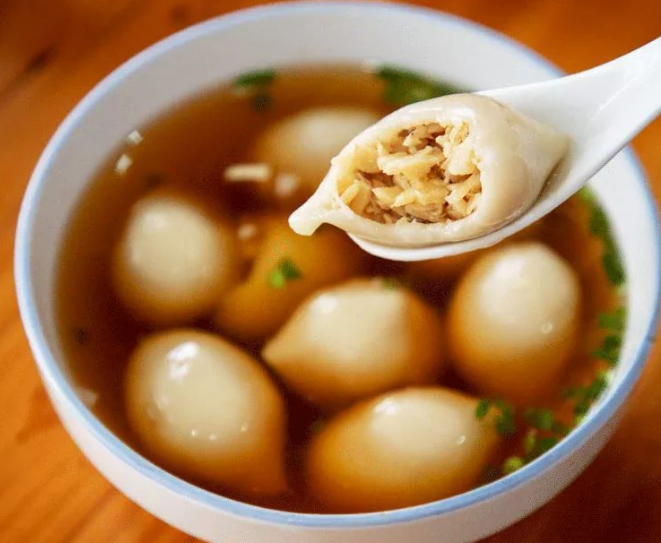 煮汤圆"露馅"?教你2个小技巧,汤圆完完整整,吃了团团圆圆!