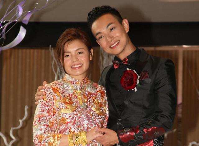 tvb爱国艺人梁烈唯生日官宣老婆生二胎,大方公开宝宝正面照