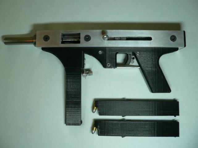 不得不说,德国人在精密方面的天赋确实是点满了,连自制武器都力求艺术