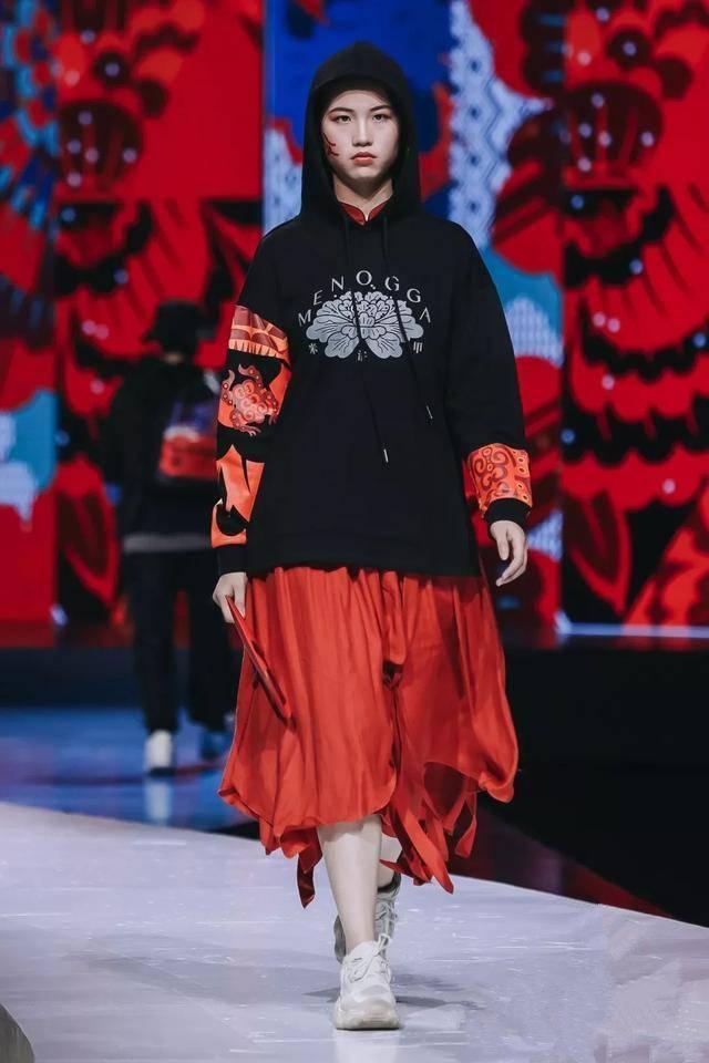 国潮风火了!穿搭加上这些古风元素,不仅很时髦,还有文化气息