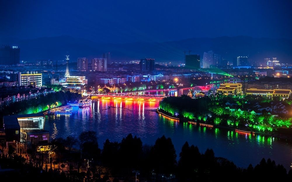 2020年 金堂全力打造成都东部夜游特色经济第一城