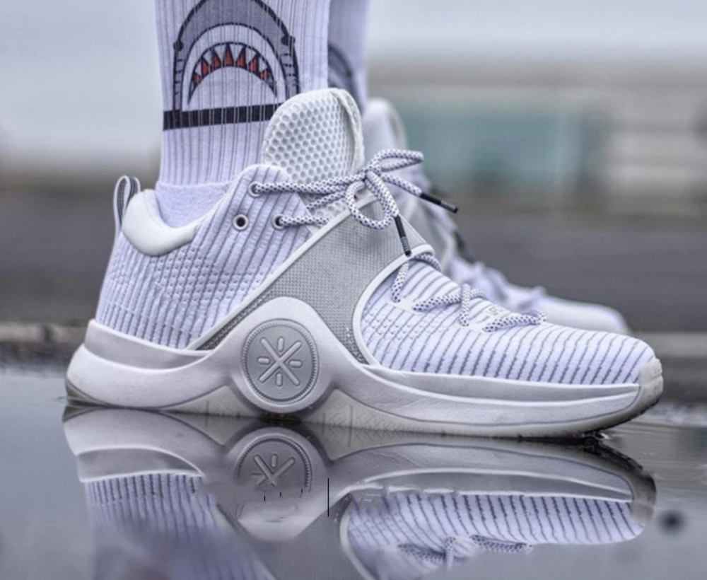 国产球鞋中的佼佼者!韦德之道6