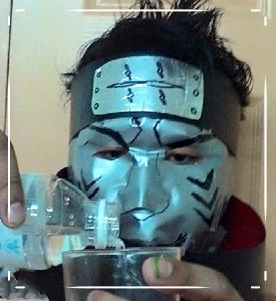 泰国小哥cos鬼鲛,杯子装水抓住精髓,网友:想不到