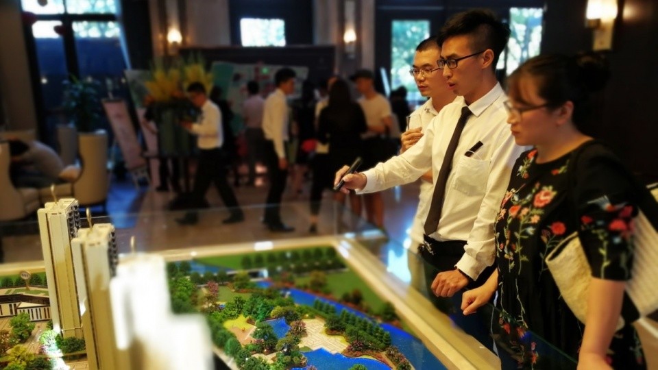 浙江城市gdp_地级市20强出炉：三城市GDP超万亿江苏浙江占六成(2)