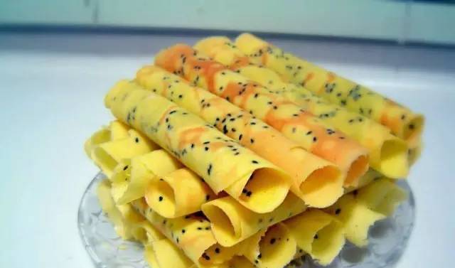 中餐食谱平底锅鸡蛋卷的做法