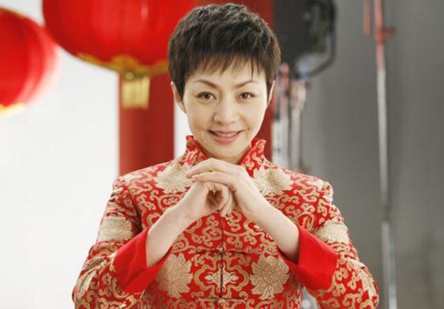 宋丹丹最后一次上春晚,坦言让观众笑倍感压力,自己该退出了