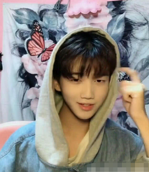 变形计:史上颜值最高"城市少年",正脸像韩国欧巴,简直帅出天际