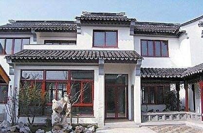 刘嘉玲晒苏州园林拍的写真,网友却曝内幕,她早卖了苏州亿万豪宅