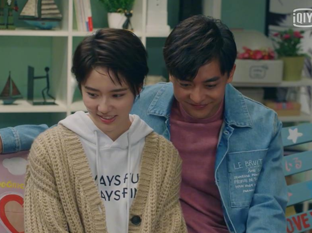 爱情公寓:诸葛大力张伟真分了?两位主演发文回应,韦正微博沦陷