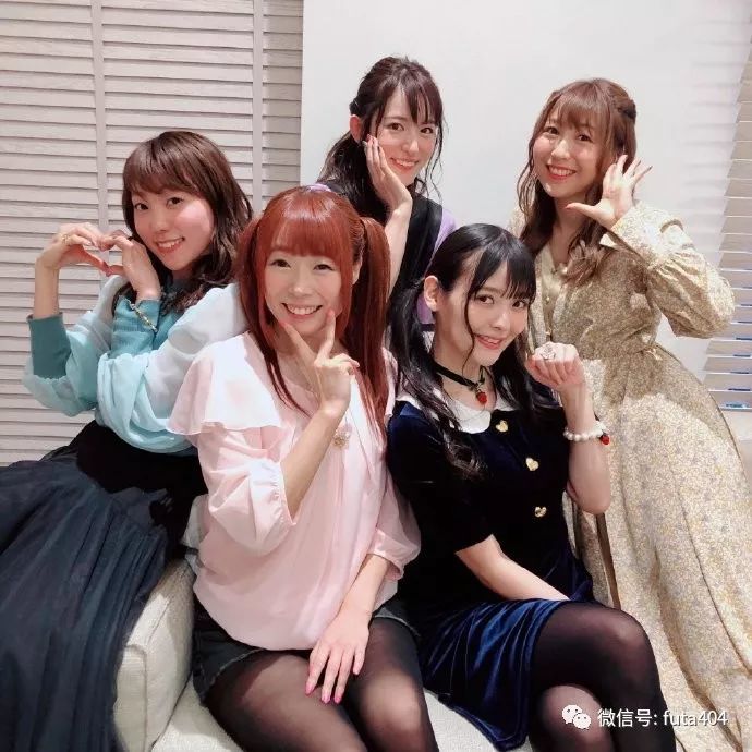 川爱美中島由賔悠木碧大久保瑠美,原纱友里新谷真弓,佐倉綾音,小清水
