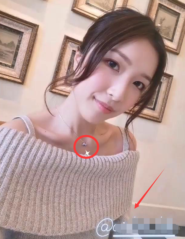李泽楷和梁洛施合体后小26岁女友首晒照，强行营业笑容很勉强（组图） - 15