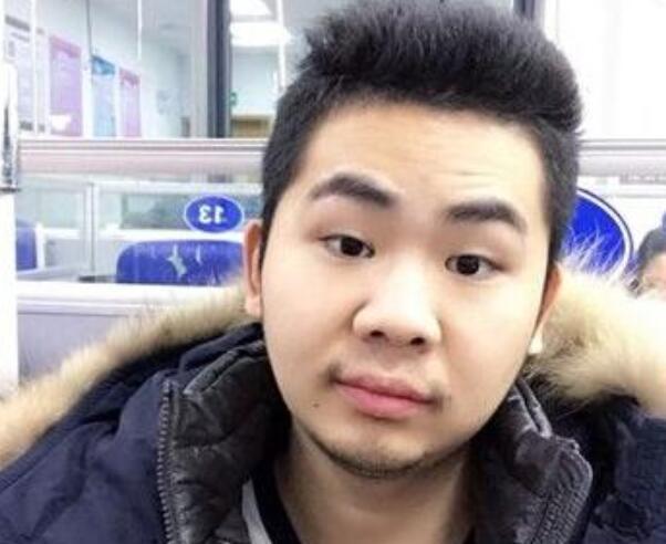 洞主直播时抽错奖50块变成1万块和粉丝协商被坑8千元