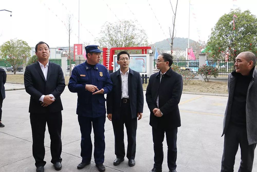 永康市领导春节前走访慰问金马路消防救援站