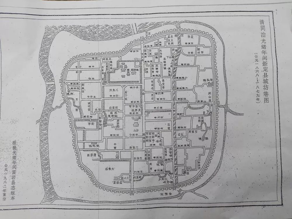 近日,实验小学和实验中学的孩子们从永宁公园出发,徒步沿着绿道,开启