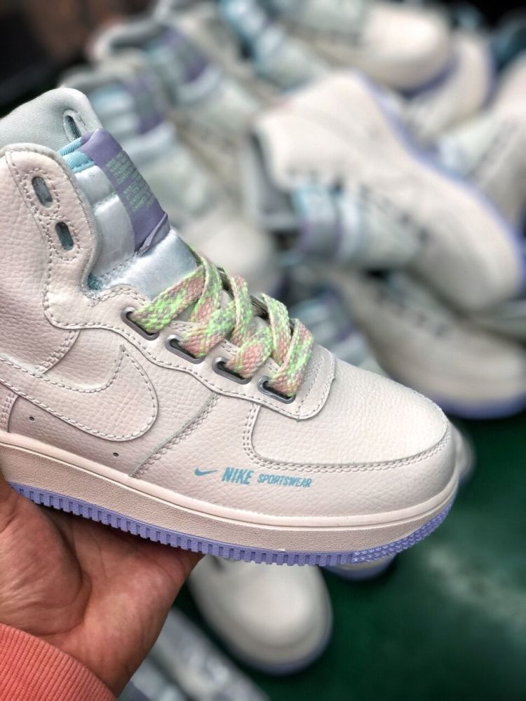 配色太温柔了满满的少女心耐克af1独角兽开箱细节测评