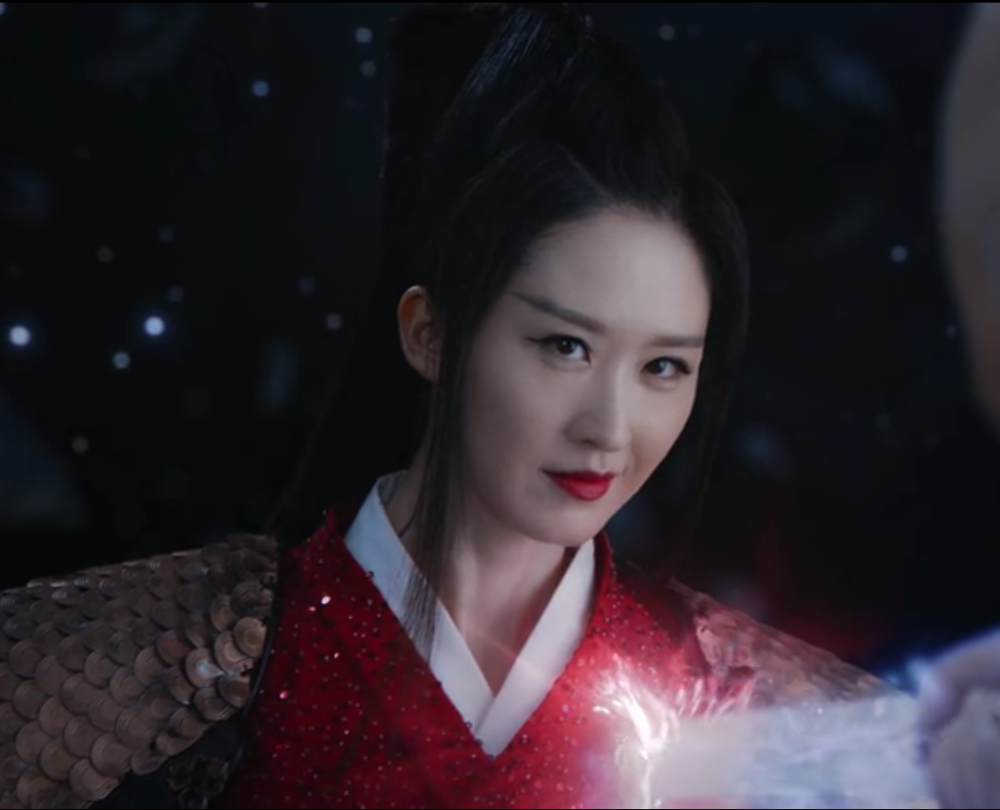 果然张雯还是比较适合这种角色,虽然不讨喜,但古装造型却让她美出新