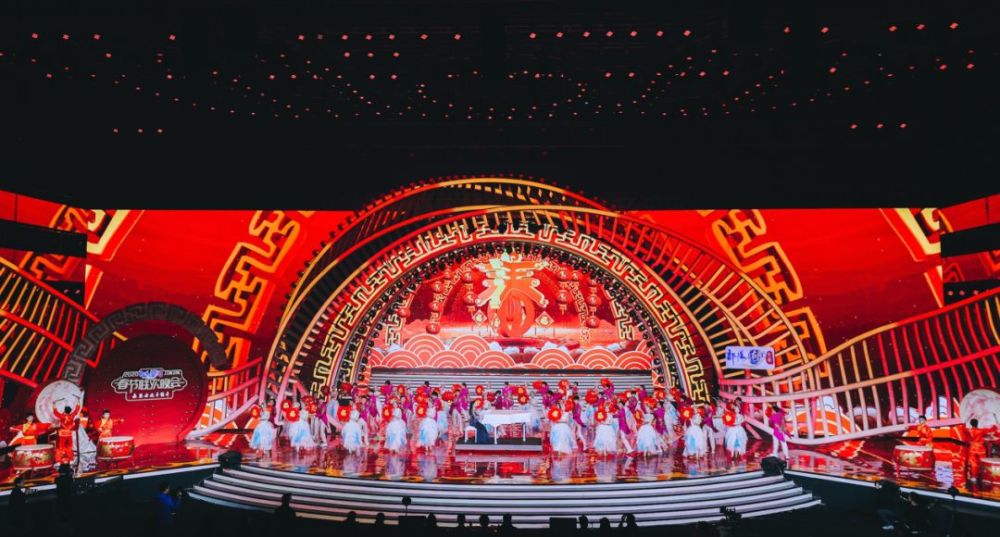 2020江西卫视春晚就在今夜邓超毛阿敏杨钰莹众明星热闹过大年