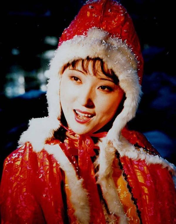 87版和10版红楼梦中宝黛钗的演技哪版更强