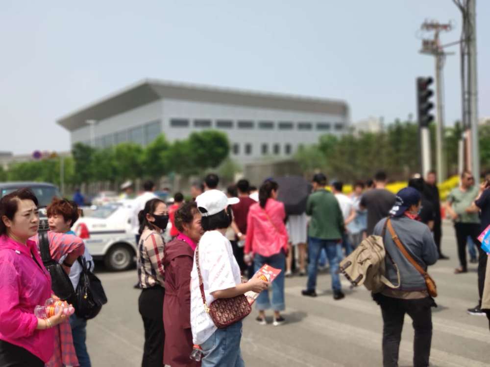 贸易经济专业大排名_护航中国经济行稳致远(经济新方位・二排名二排名怎么(2)