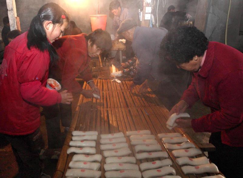 过年吃年糕年年高升