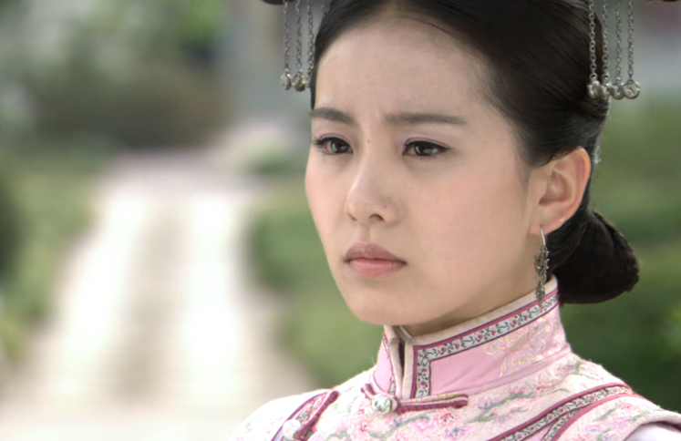 若曦为姐姐打抱不平八爷回府后的做法太解气