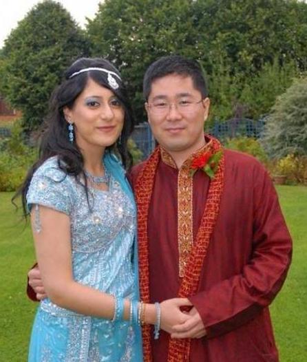 印度丈母娘来中国探亲一进女婿家门尴尬的表示我真不该来