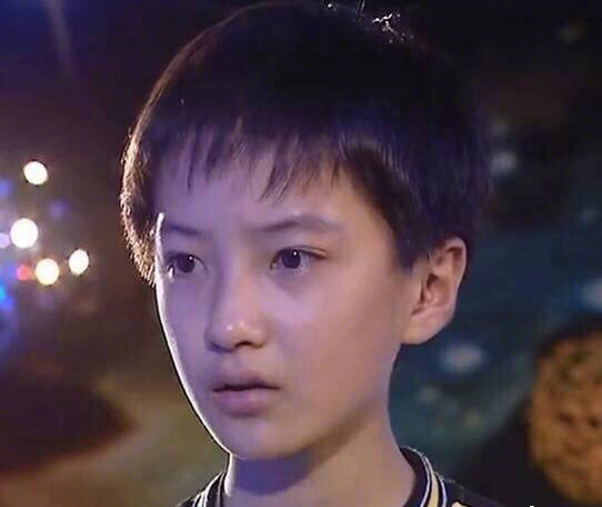 昔日最火童星《快乐星球》丁凯乐被曝生娃当爸爸,去年刚刚结婚