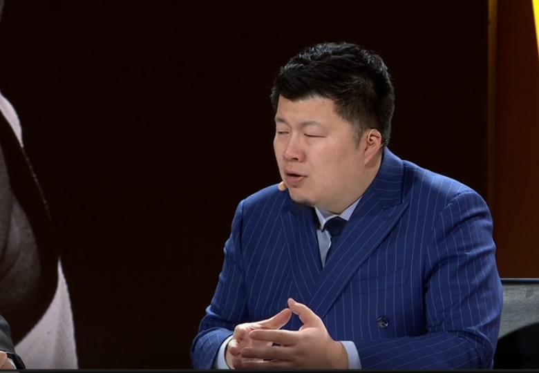 王猛:科比生如夏花 曼巴精神超越篮球永垂不朽_腾讯新闻