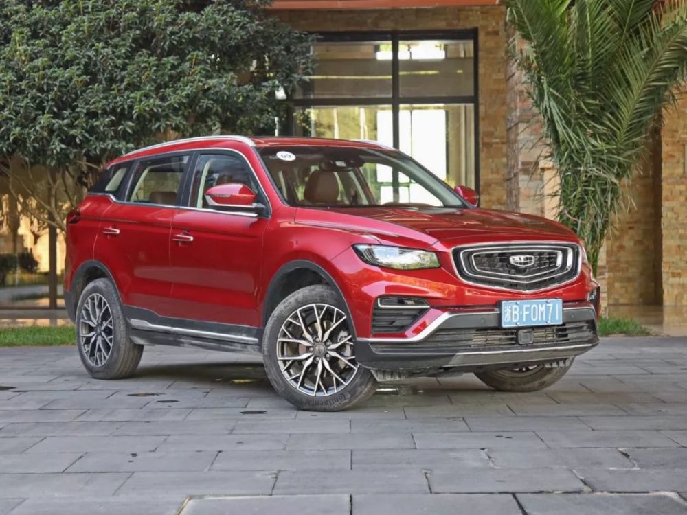 顶配才15万!国产品牌最精品suv,性价比高,好看还实用