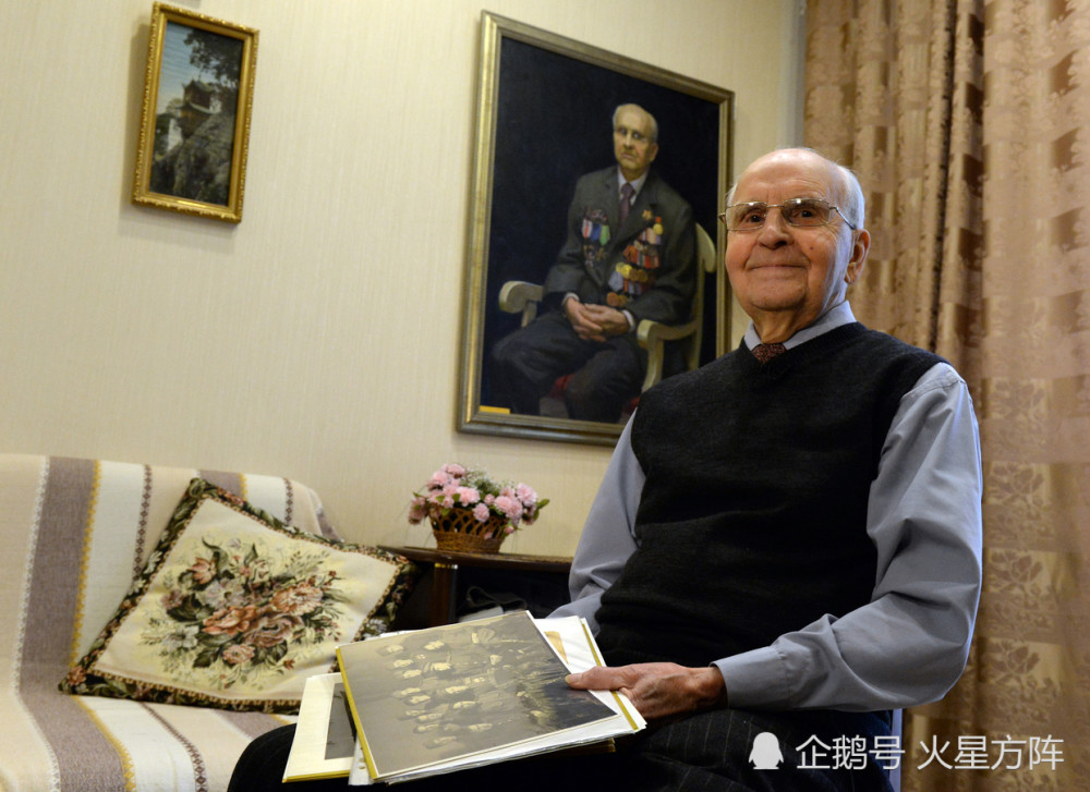 作者:王德华苏联老兵努什金回忆起纪念奥斯维辛集中营解放60周年的