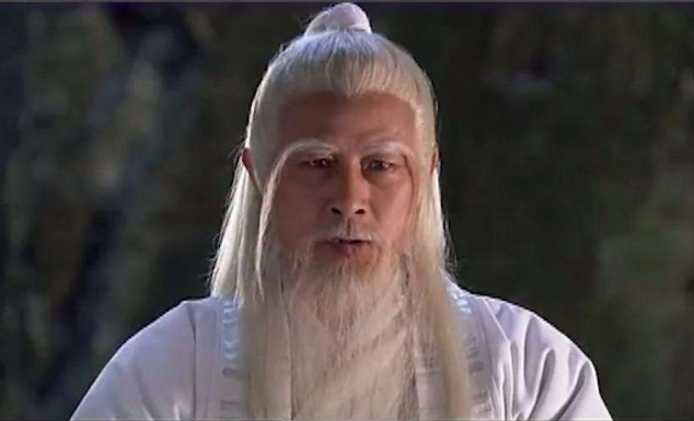 太乙真人敢杀石矶,为何不敢杀龙王?吓破他的胆!